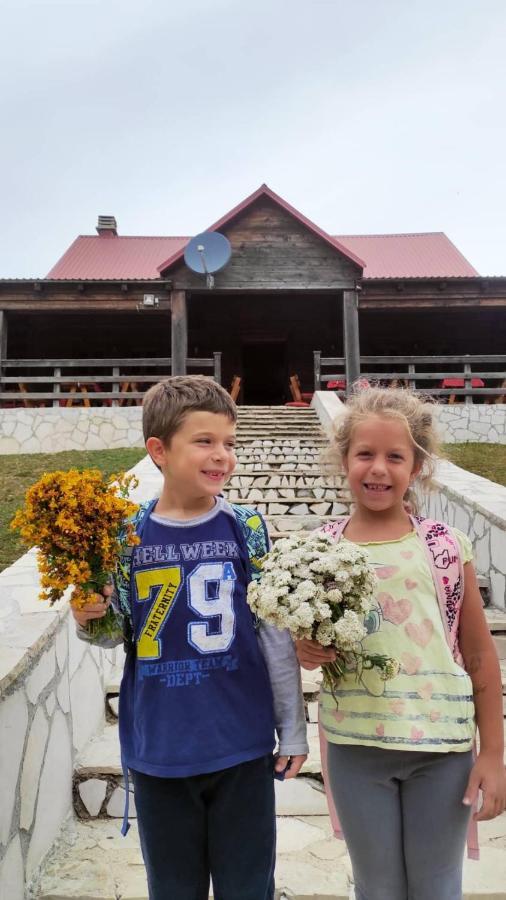 Etno Village Vojnik Savnik Buitenkant foto