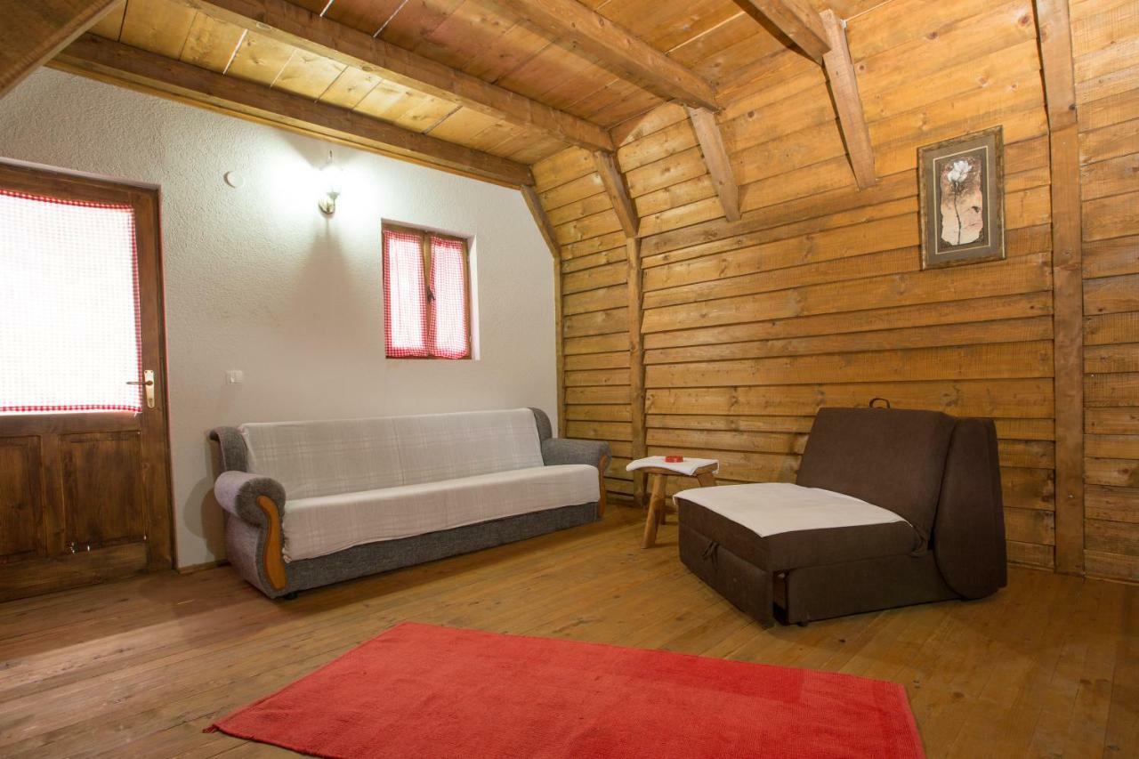 Etno Village Vojnik Savnik Buitenkant foto