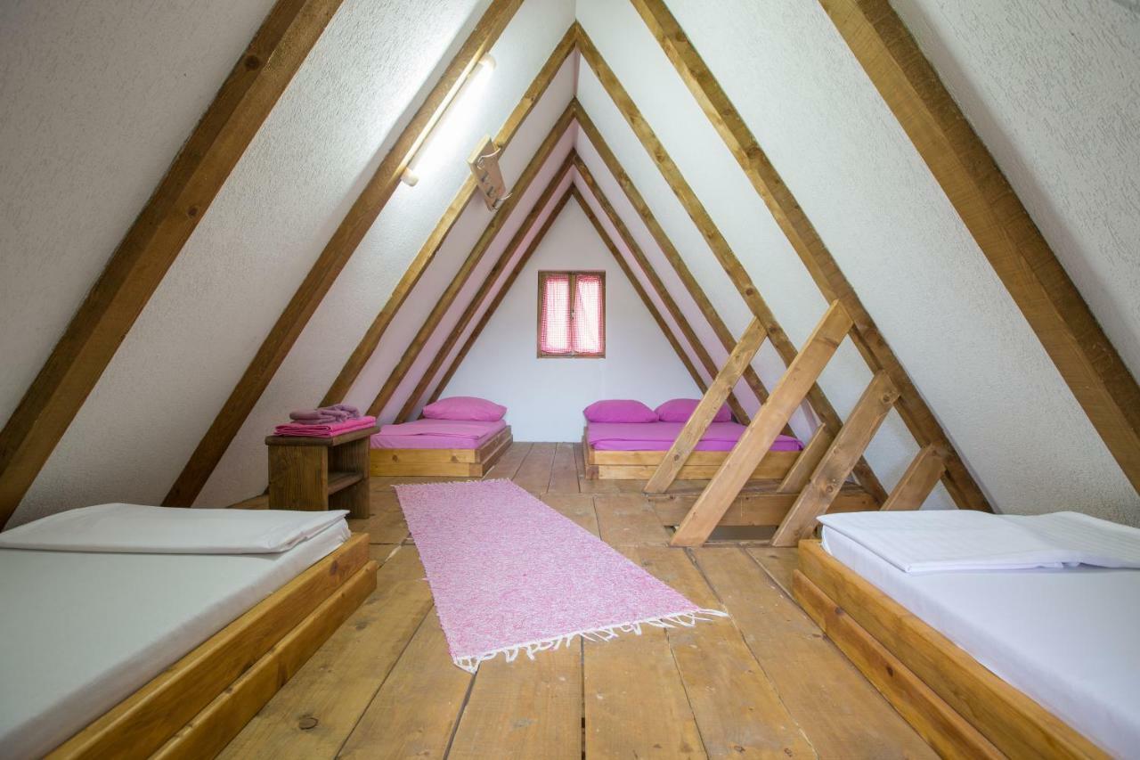 Etno Village Vojnik Savnik Buitenkant foto