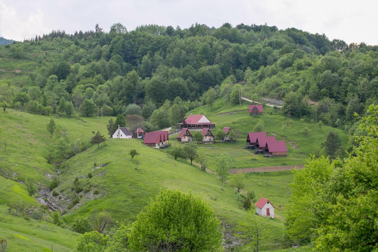 Etno Village Vojnik Savnik Buitenkant foto